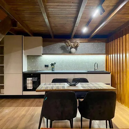 アパート Nannas House Shkodër